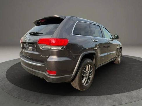 Used 2017 Jeep Grand Cherokee Limited AWD/4WD image 5