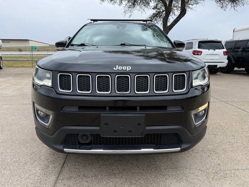 Used 2018 Jeep Compass Limited w/ Navigation Group image 2