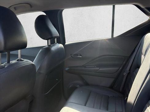 Used 2020 Nissan Kicks SR w/ SR Premium Package image 14