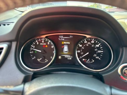 Used 2014 Nissan Rogue SL w/ SL Premium Package AWD/4WD image 19