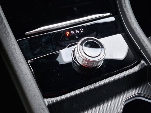 New 2025 Jeep Grand Cherokee L Altitude AWD/4WD image 17