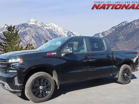 Used 2021 Chevrolet Silverado 1500 RST image 1