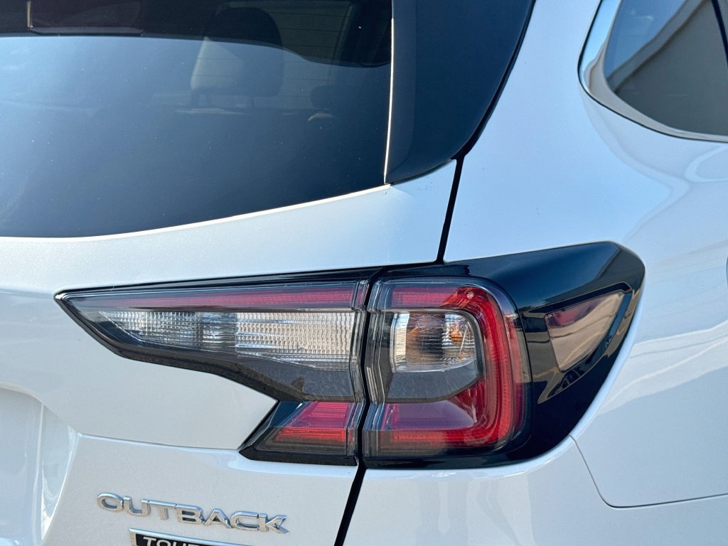 Certified 2024 Subaru Outback Touring AWD/4WD image 33