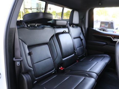 Used 2023 GMC Sierra 1500 Denali AWD/4WD image 14