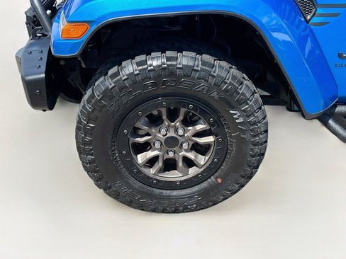 Used 2023 Jeep Gladiator Overland AWD/4WD image 31