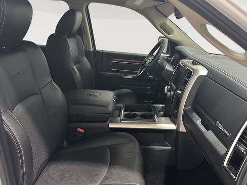 Used 2014 RAM 1500 Laramie w/ Convenience Group AWD/4WD image 25
