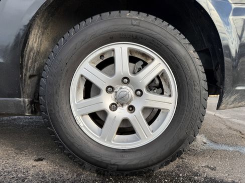 Used 2012 Chrysler Town & Country Touring w/ Entertainment Group #1 image 36