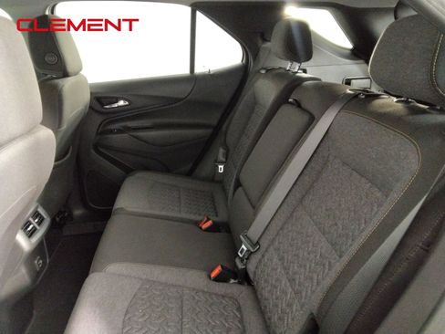 Used 2023 Chevrolet Equinox LT FWD image 27
