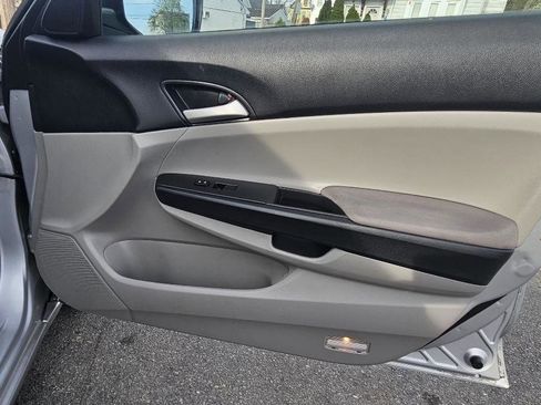 Used 2011 Honda Accord LX image 26