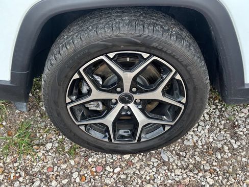 Used 2025 Jeep Compass Limited AWD/4WD image 30