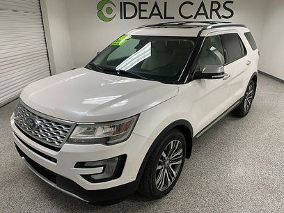 Used 2017 Ford Explorer Platinum