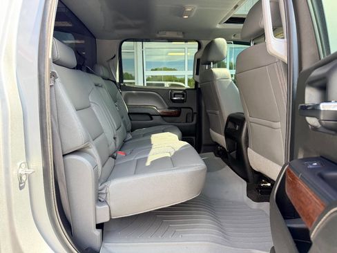 Used 2016 GMC Sierra 2500 SLT w/ Duramax Plus Package image 38