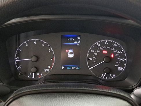 Used 2025 Toyota Corolla LE image 27