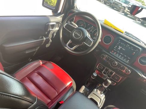 Used 2023 Jeep Wrangler Unlimited Rubicon 4xe AWD/4WD image 21