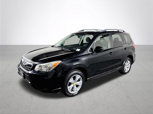 Used 2015 Subaru Forester 2.5i Limited AWD/4WD image 2