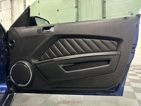 Used 2011 Ford Mustang GT Premium w/ Electronics Pkg image 39