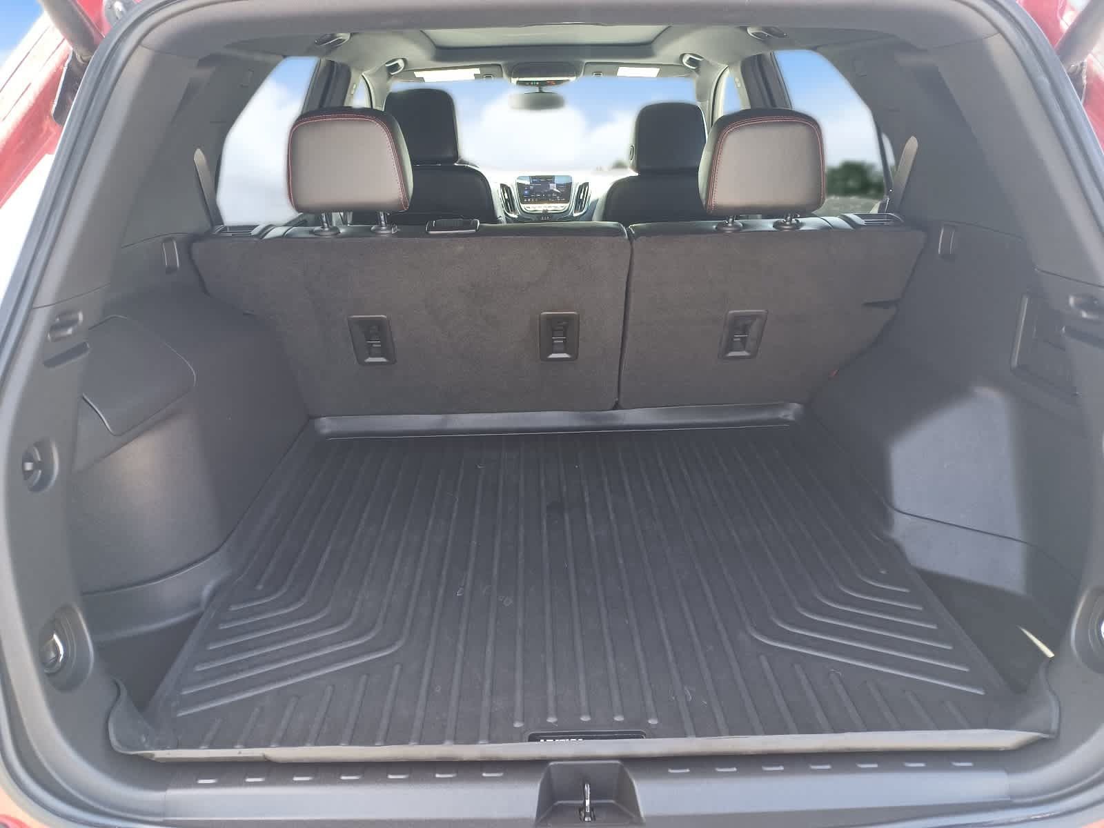 Used 2022 Chevrolet Equinox RS w/ RS Leather Package AWD/4WD image 20