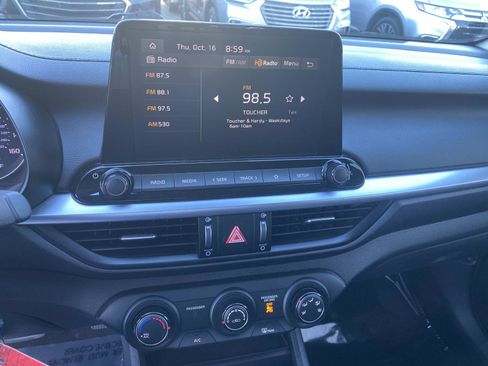 Used 2023 Kia Forte LXS w/ LXS Technology Package image 10