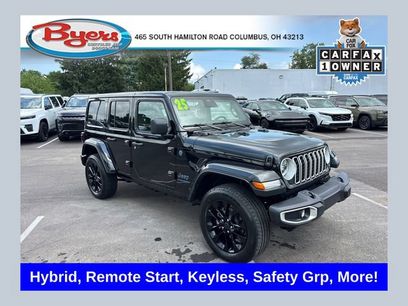 Used 2025 Jeep Wrangler Unlimited Sahara w/ Safety Group