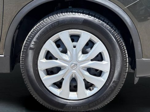 Used 2014 Nissan Rogue S AWD/4WD image 23