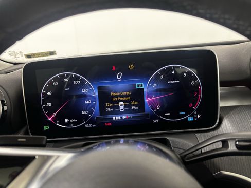 Used 2023 Mercedes-Benz C 300 Sedan image 32