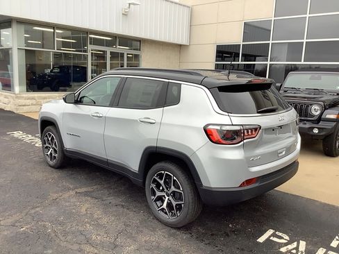 New 2026 Jeep Compass Limited image 7