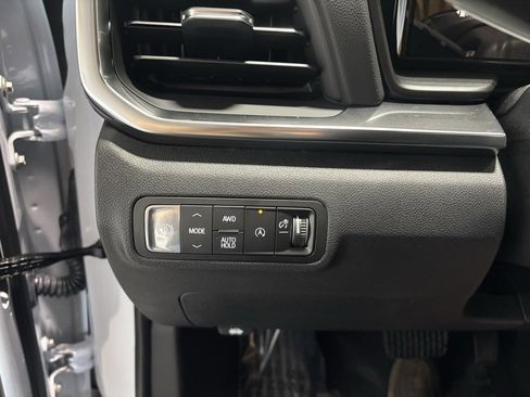 New 2026 GMC Terrain Denali w/ LPO, Floor Liner Package image 12