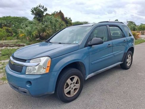 Used 2008 Chevrolet Equinox LS FWD image 2