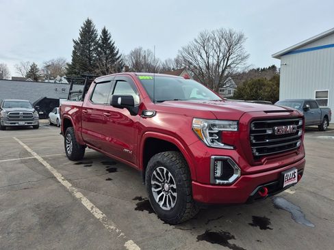 Used 2021 GMC Sierra 1500 AT4 w/ AT4 Preferred Package image 3