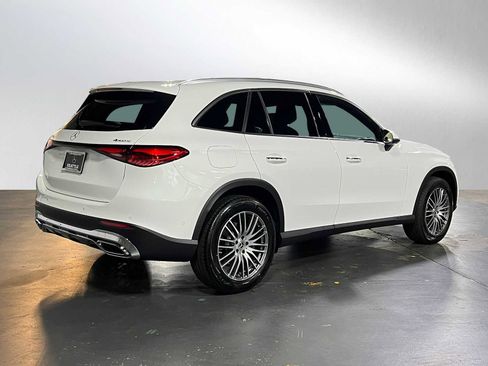 Used 2025 Mercedes-Benz GLC 300 GLC 300 image 4