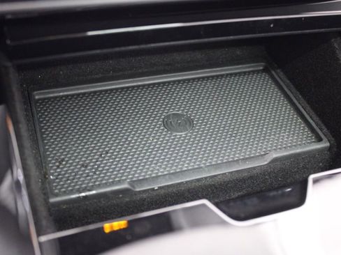 Certified 2024 Land Rover Range Rover Sport SE image 25