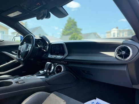 Used 2023 Chevrolet Camaro LT RWD image 12