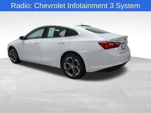 Used 2024 Chevrolet Malibu LT image 4