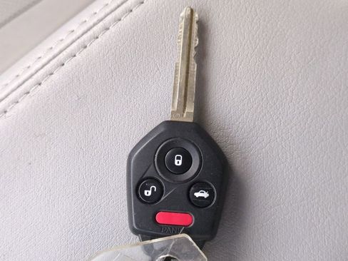 Used 2017 Subaru Forester 2.5i Limited image 29