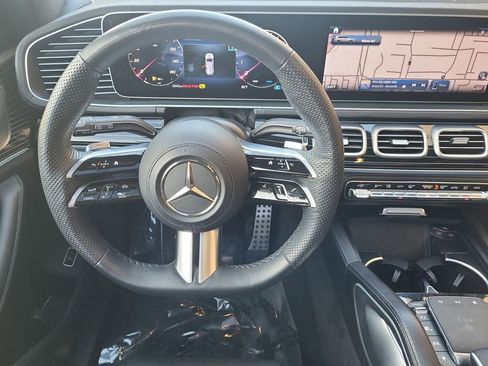 Certified 2024 Mercedes-Benz GLS 450 4MATIC image 25