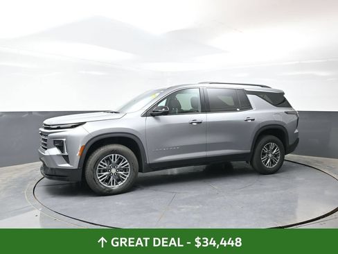 Used 2024 Chevrolet Traverse LT AWD/4WD image 10