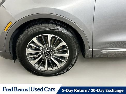 Used 2022 Lincoln Nautilus AWD w/ Premium Package image 33