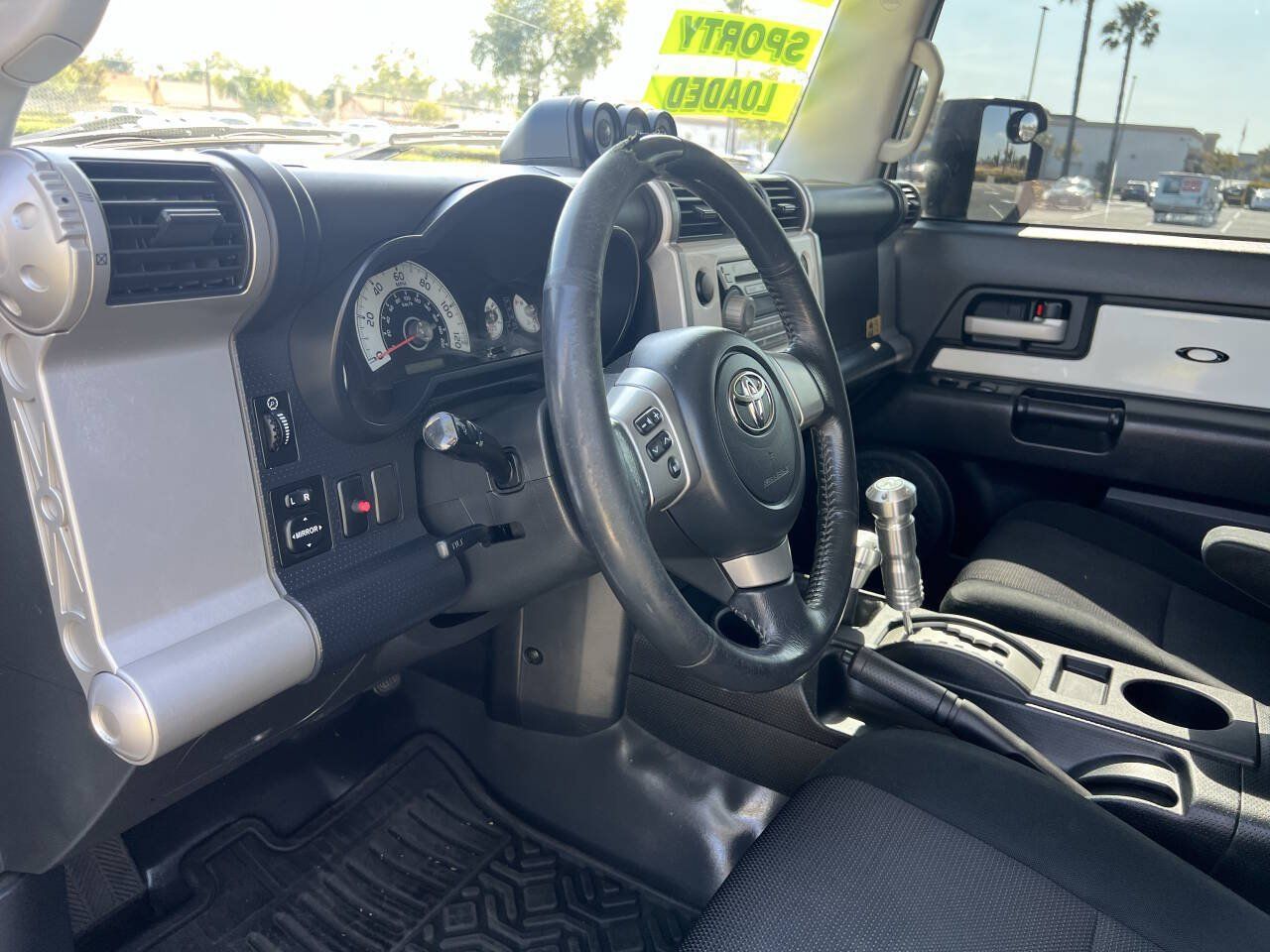Used 2008 Toyota FJ Cruiser 4WD image 26