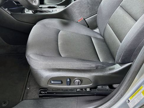 Used 2025 Chevrolet Malibu LT FWD image 20