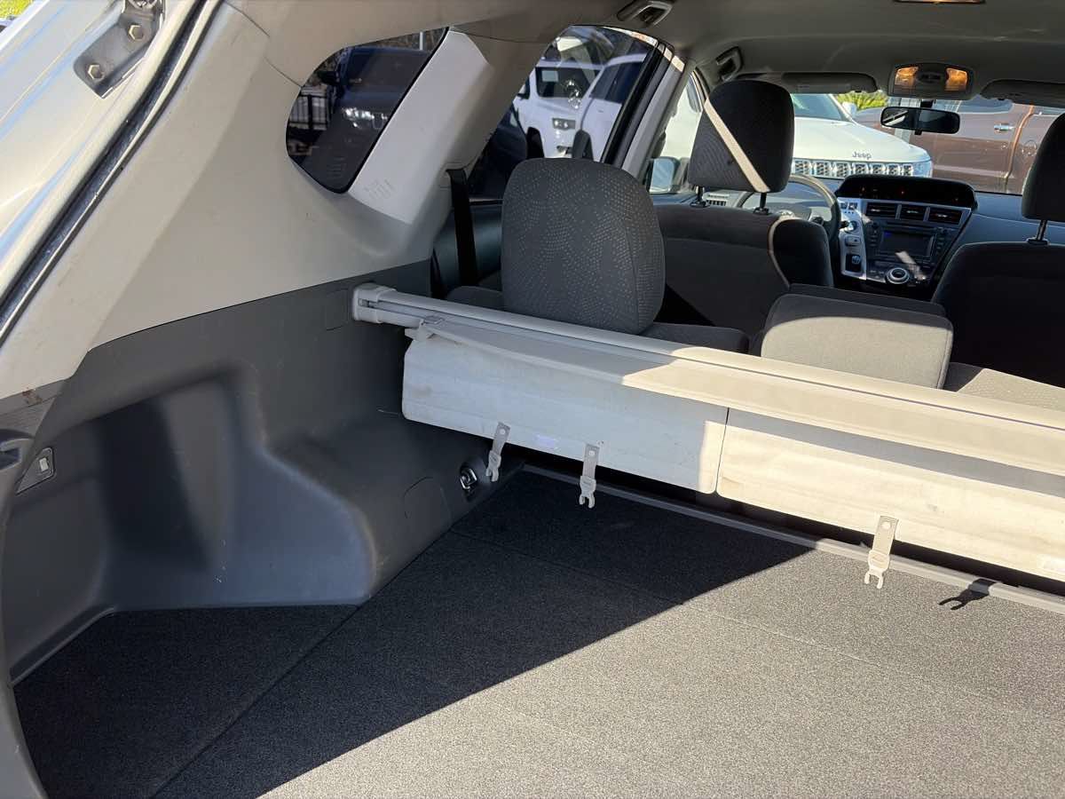Used 2012 Toyota Prius V Three FWD image 19