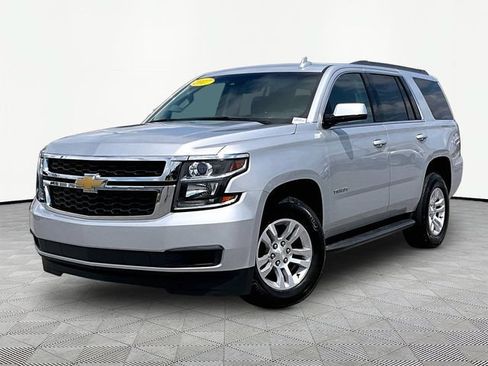 Used 2017 Chevrolet Tahoe LS w/ Enhanced Driver Alert Package AWD/4WD image 3