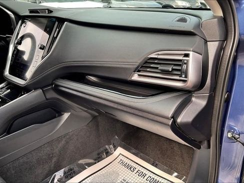 Used 2021 Subaru Outback Limited image 16