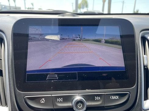 Used 2023 Chevrolet Malibu LT FWD image 14