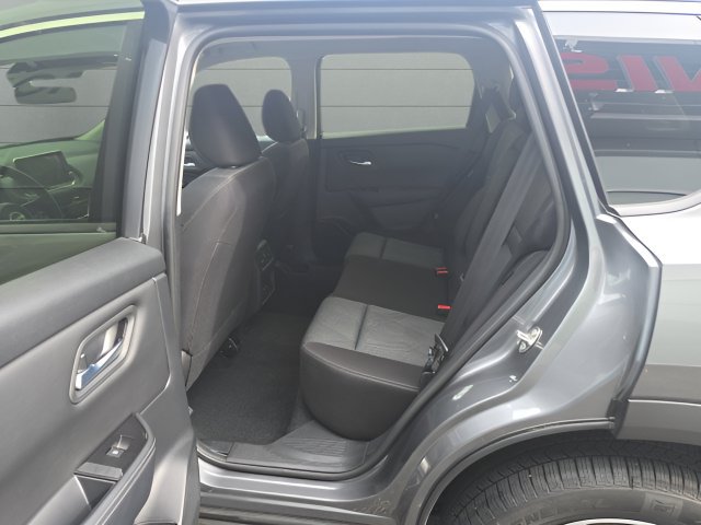 Certified 2024 Nissan Rogue SV AWD/4WD image 10