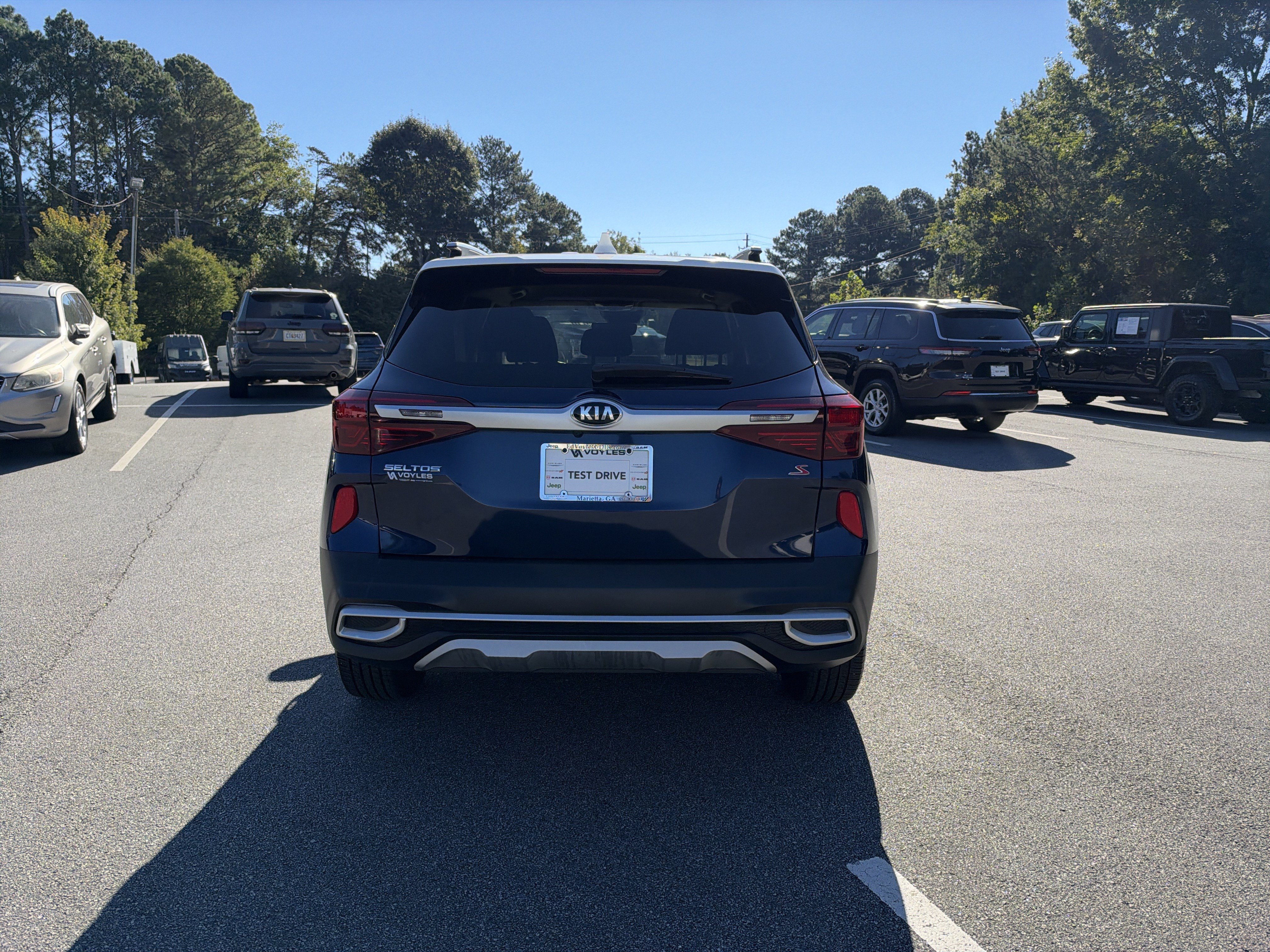 Used 2021 Kia Seltos S FWD image 7