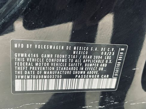 Used 2024 Volkswagen Jetta SE image 29