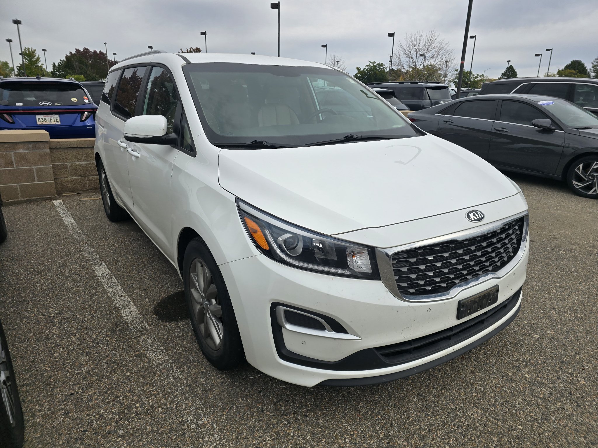 Used 2020 Kia Sedona EX FWD image 8