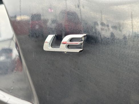 Used 2022 Toyota Corolla LE image 12