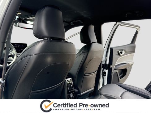 Used 2024 Jeep Compass Limited AWD/4WD image 6
