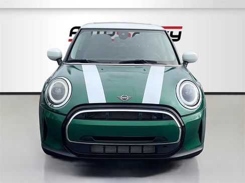 Used 2023 MINI Cooper 2-Door Hardtop image 2